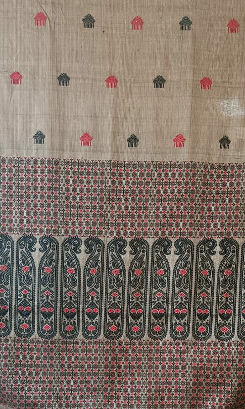 Buy Assam Silk Sarees – Rear view with pallu and weave pattern