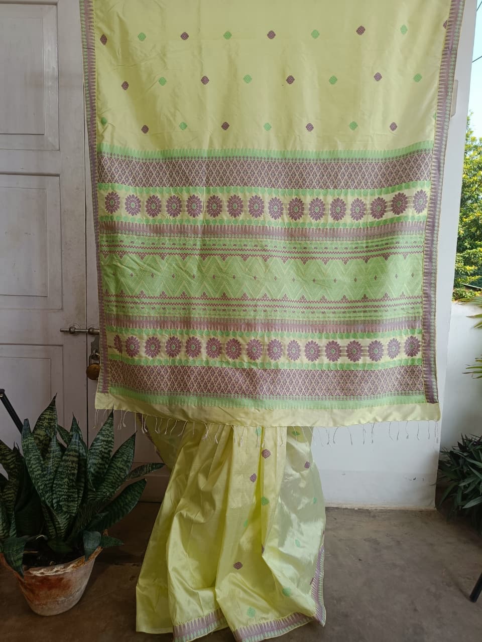 Shop Mulberry Silk Saree online – Elegance in motion front view