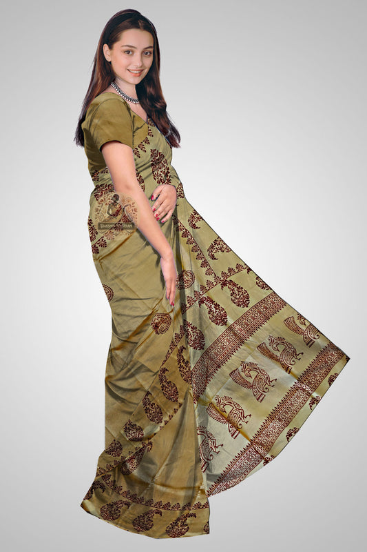 Shop Pure Katan Silk Saree UK – Side angle of classic Bengal drape