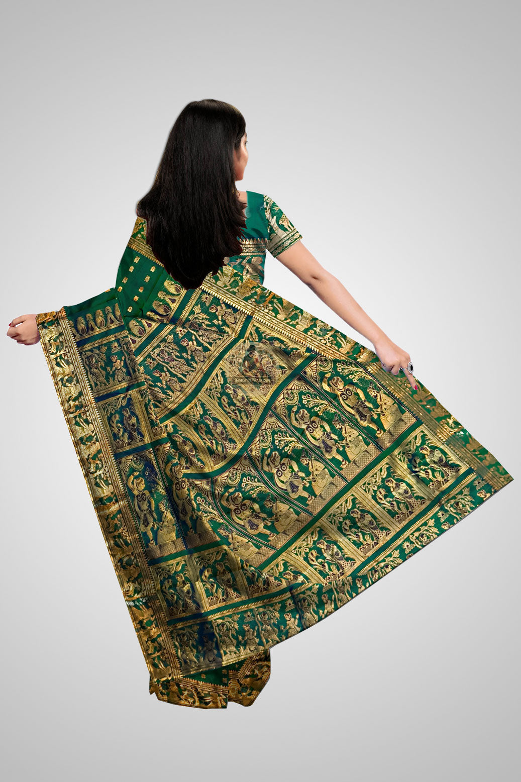 Buy Pure Silk Swarnachari Saree – Rear view showcasing intricate pallu