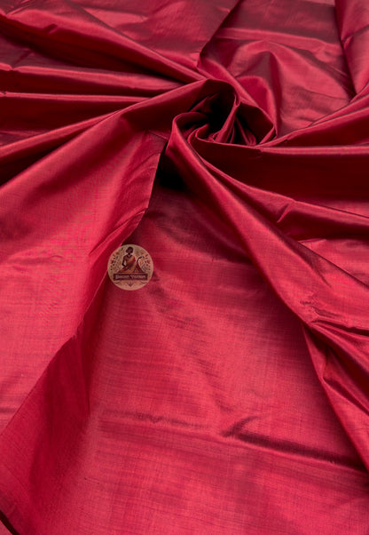 Full saree view of red Bishnupur handloom silk saree with a plain, continuous red design