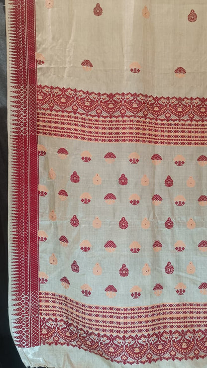 Buy Assam Silk Saree online – Front view of Toss silk saree