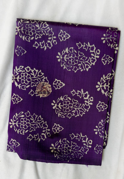 Close-up of paisley buti block print detail on Baluchari Silk Kurti Piece everyday Bengal silk handloom