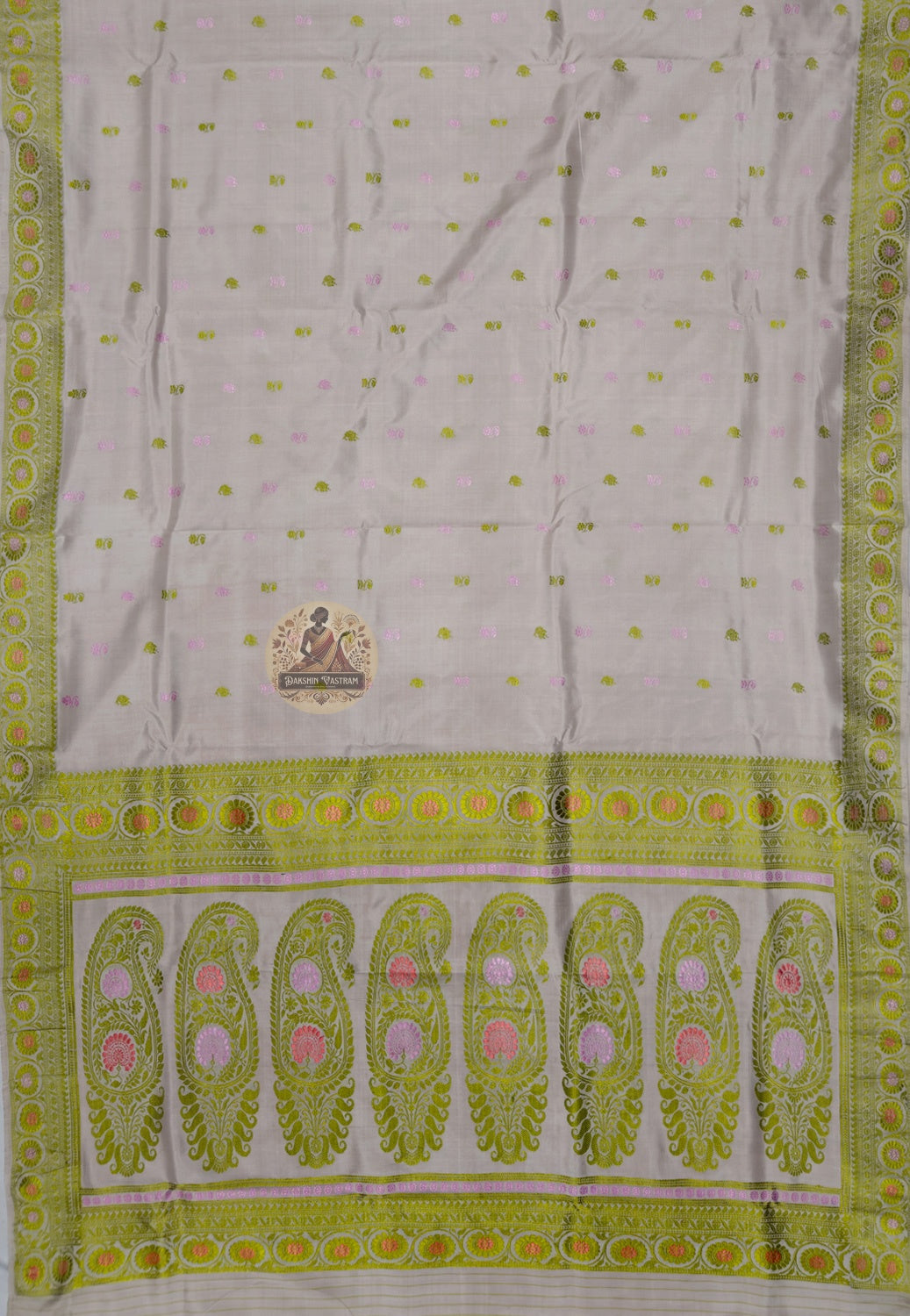 Close-up of master-woven Kurukshetra battlefield dawn assembly with conch shell procession border detail Bishnupur Baluchari Saree