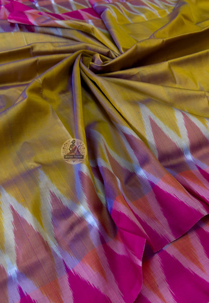 Back view of unstitched blouse piece included with Bishnupur Silk Kotki Saree, showcasing the fine handloom Katan silk weave and traditional Bengal craftsmanship