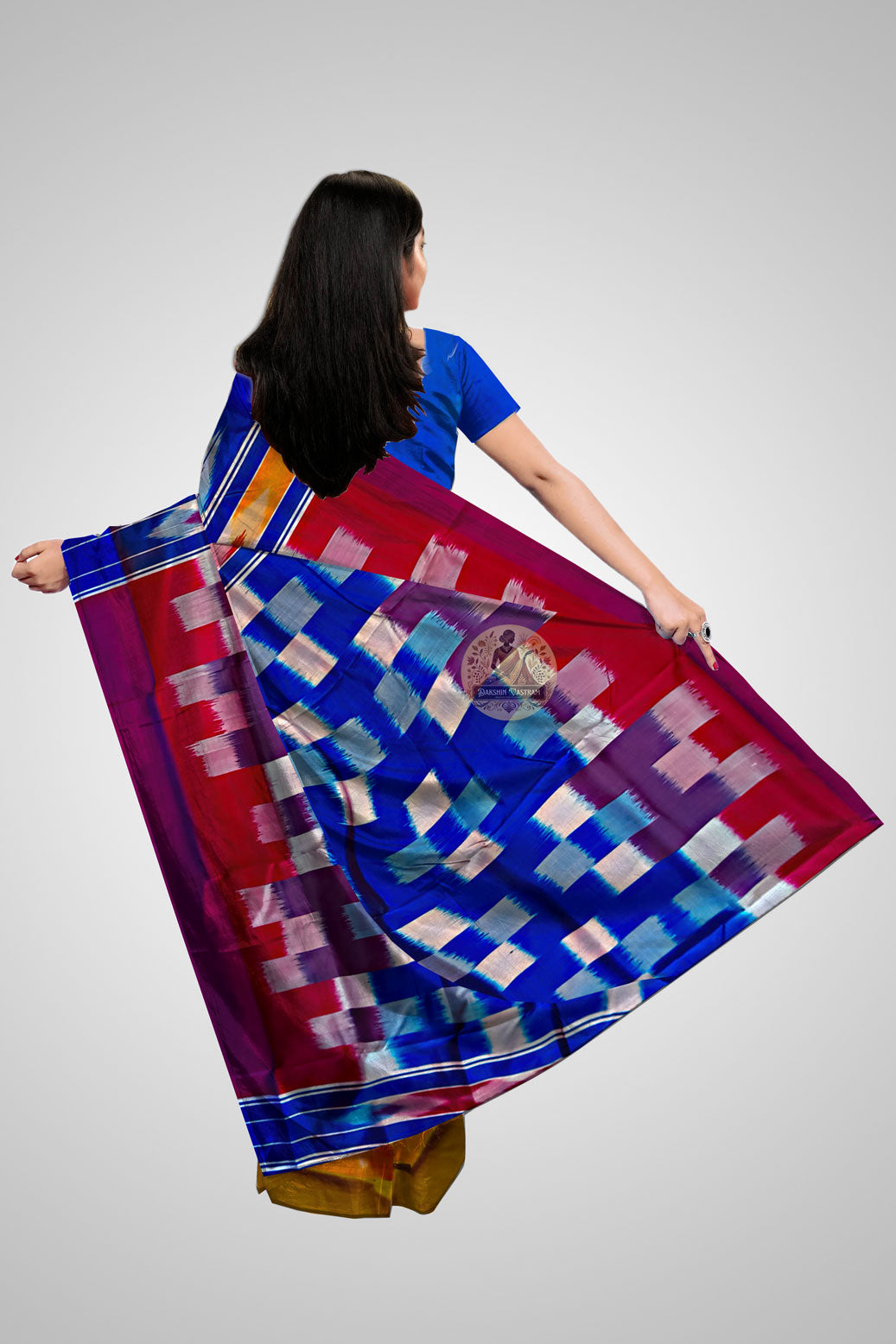 Buy Handloom Silk Sarees Online – Rear view with detailed pallu weave