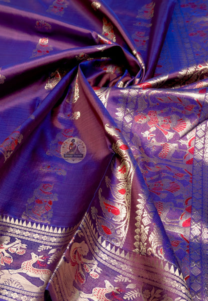 Close-up of Swarnachari saree fabric and weave details