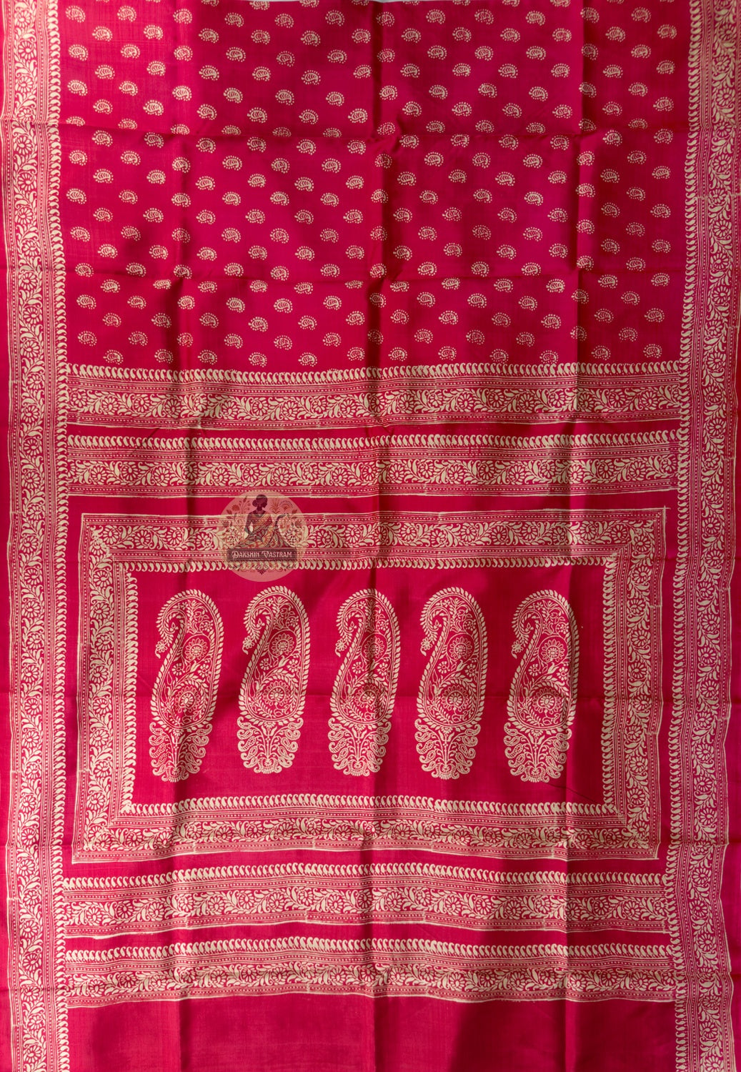 Close-up of handwoven butis showing symmetrical floral pattern on Bishnupur Katan Silk Saree border