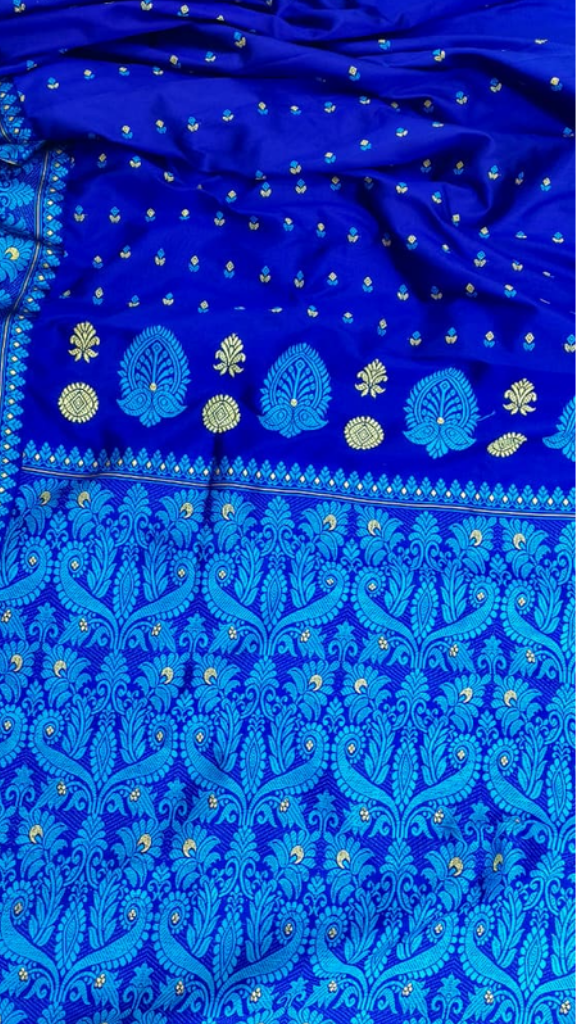 Buy Assam Silk Saree online India – Saree with blouse view