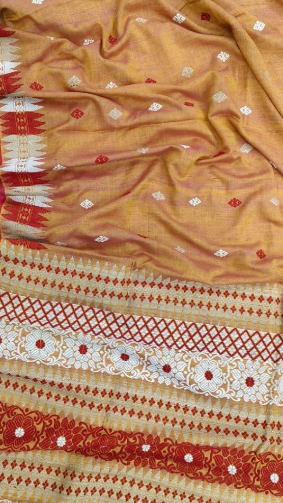 Dakshin Vastram Eri Silk Saree gift-wrapped for Raksha Bandhan or Karva Chauth, handloom Assam saree for women who value craft over convenience