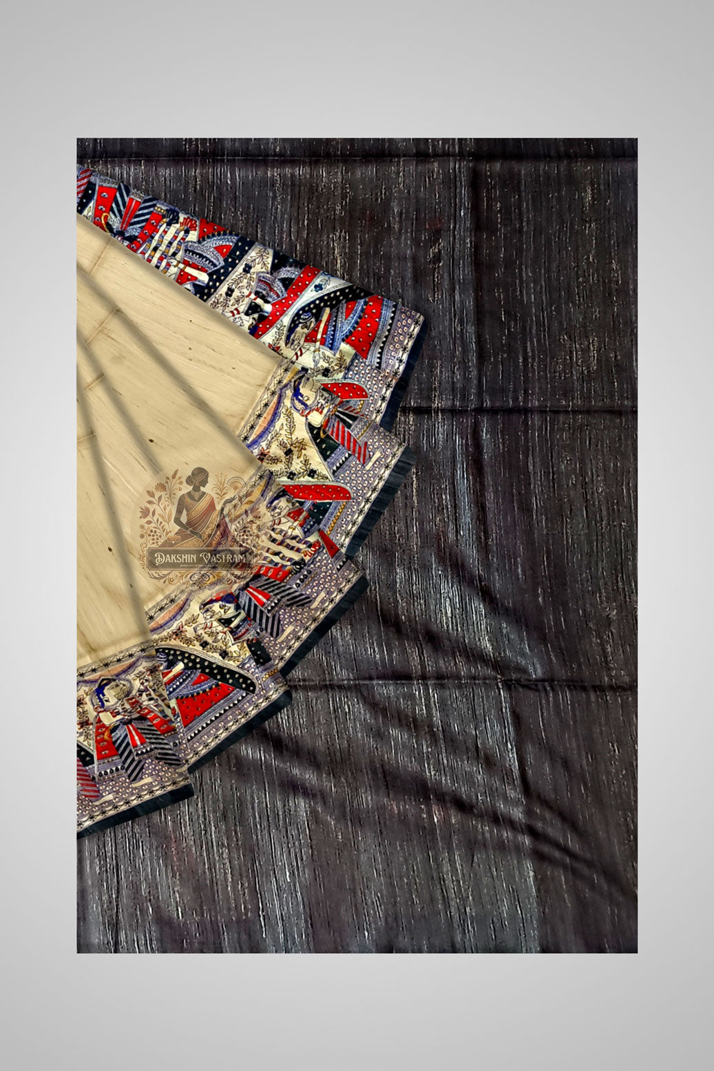 Order Elegant Tussar Saree Online – Close-up of handwoven patterns