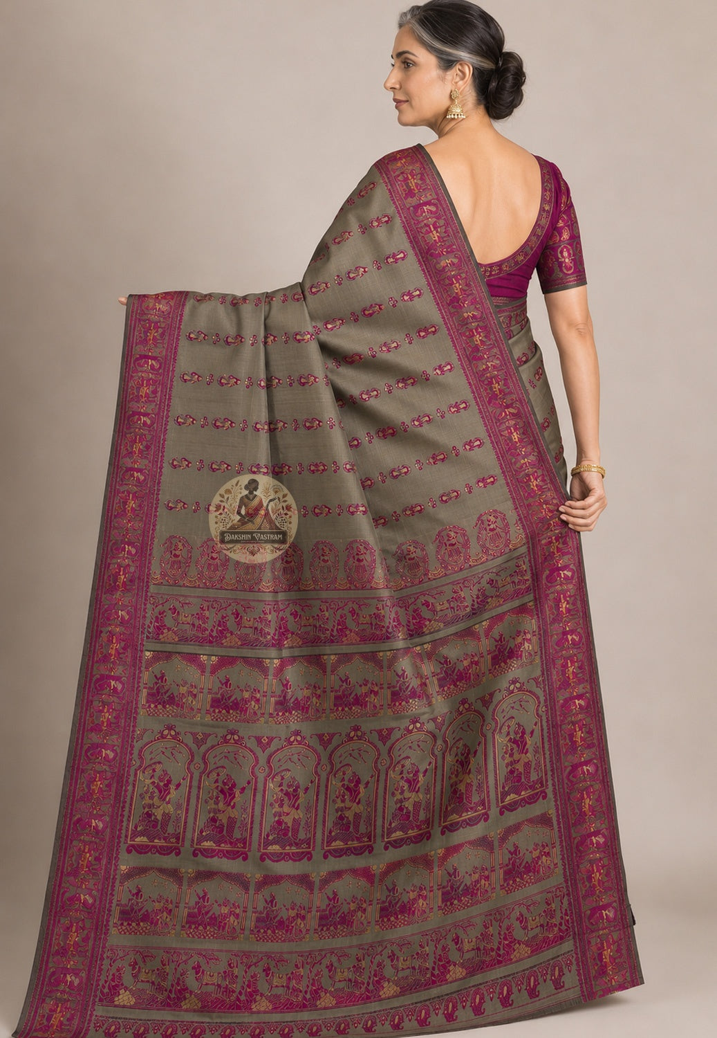 Front view of woman wearing Baluchari Silk Saree with antique gold jewellery, Indian wedding reception occasion