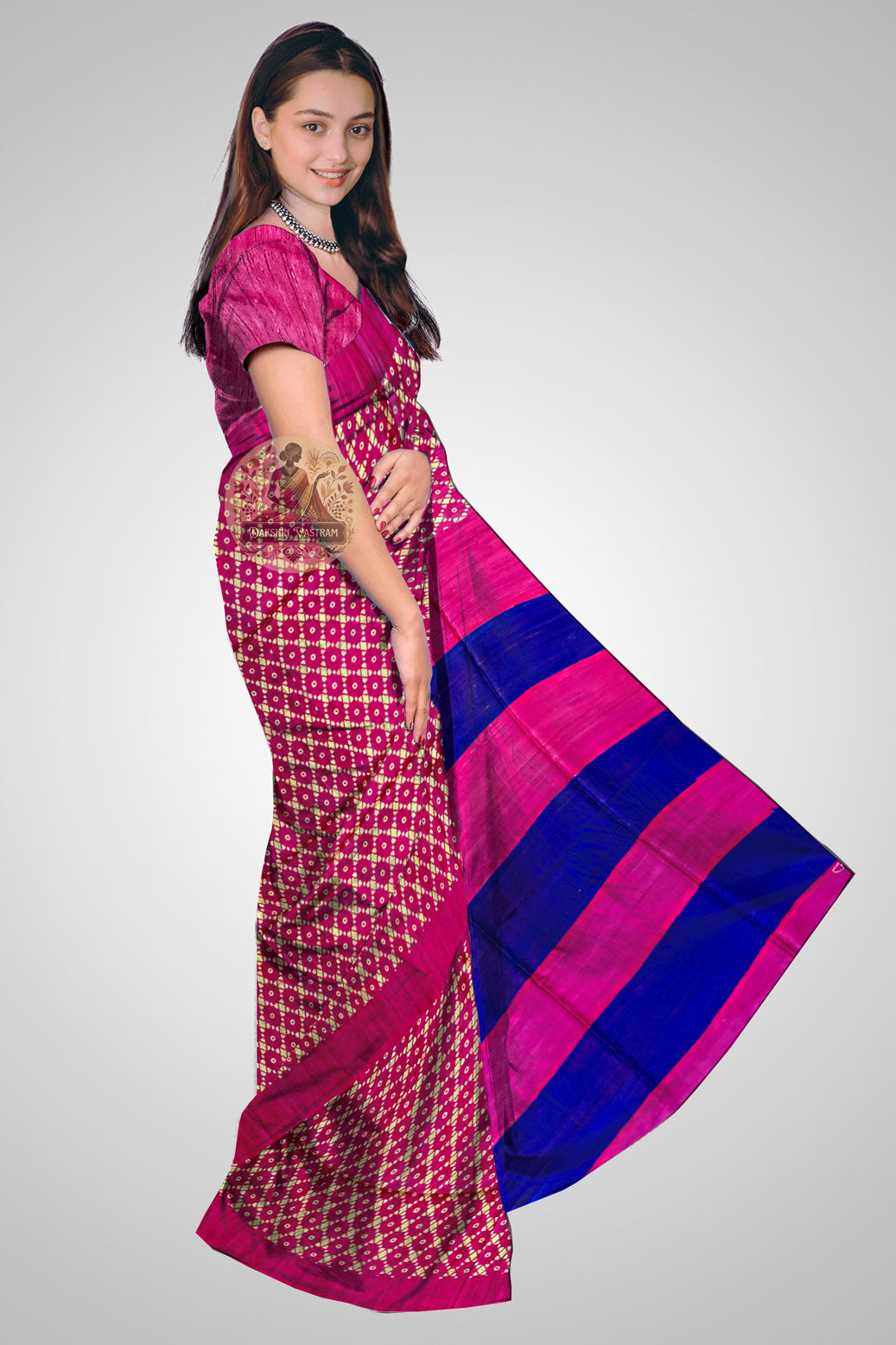 Order Indian Tussar Saree – Side angle highlighting handloom texture