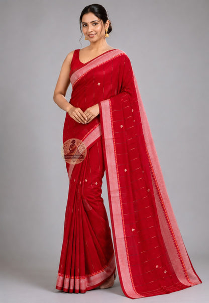 Side view of handwoven Bengali cotton saree showing pallu drape and border detail