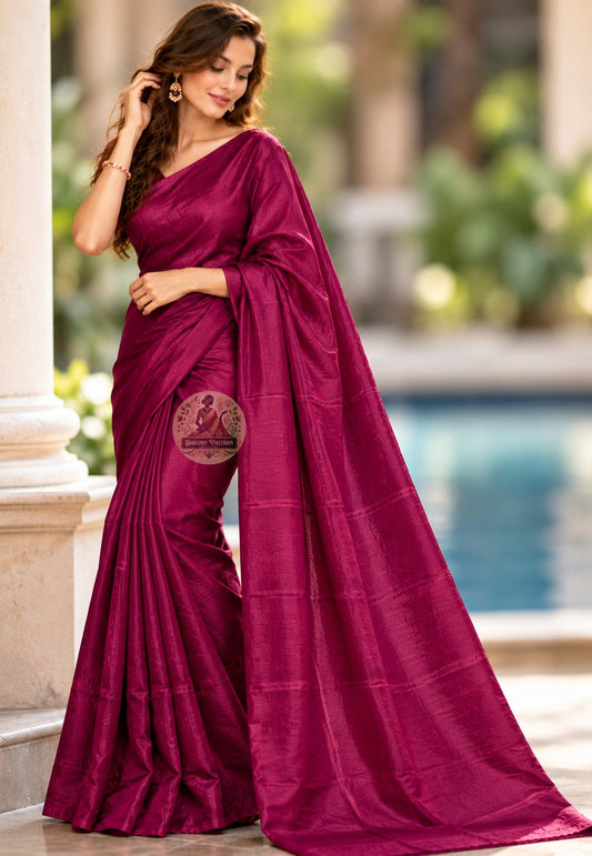 Side view of magenta Bishnupur silk saree showing the flowing drape and tonal pallu
