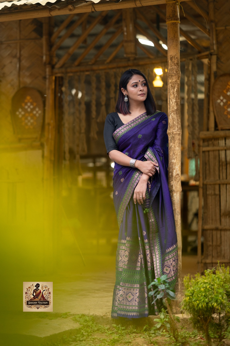 Traditional saree border