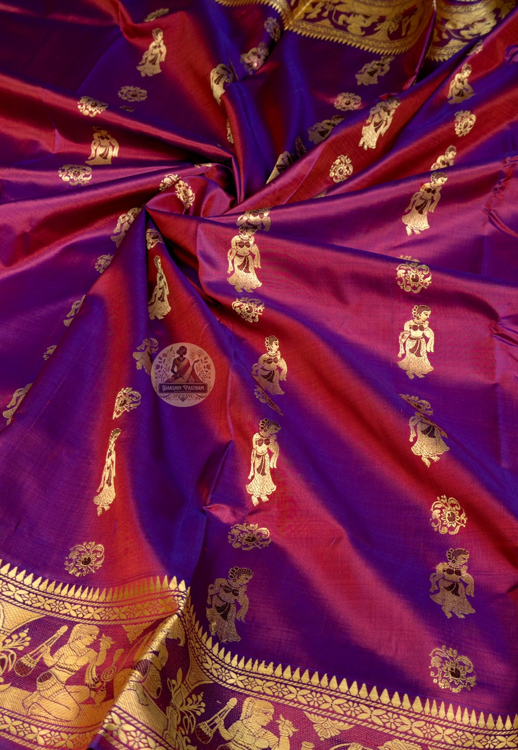 Rear view of Baluchari Silk Saree displaying pallu with Durga Mahishasuramardini scene hand-woven in silk Bengal