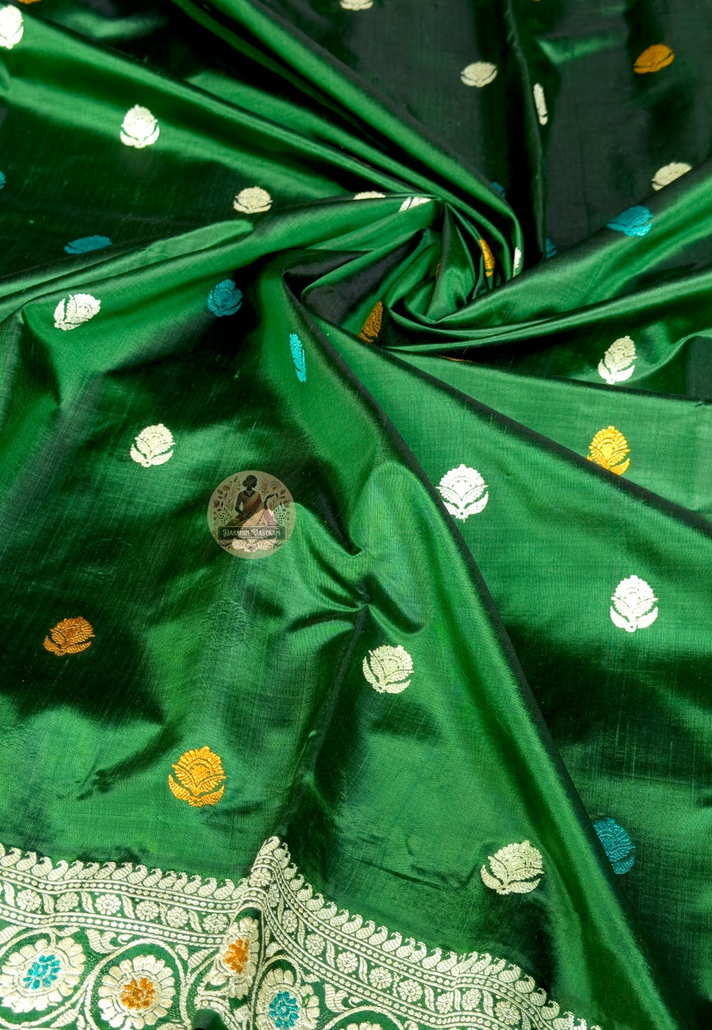 Full saree view of Bishnupur Baluchari pure silk connoisseur's handloom saree with matching blouse piece for Durga Puja Diwali Indian weddings and prestige gifting occasions