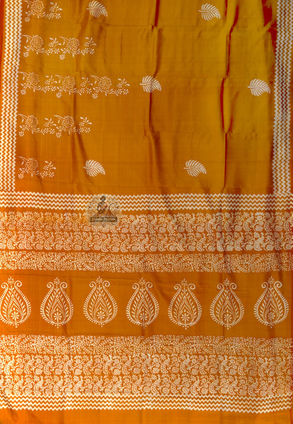 Detailed close-up of hand-woven border on Bishnupur Pure Katan Silk Saree showing quietly luxurious Bishnupur weave patterns in tightly woven fine pure Katan silk thread