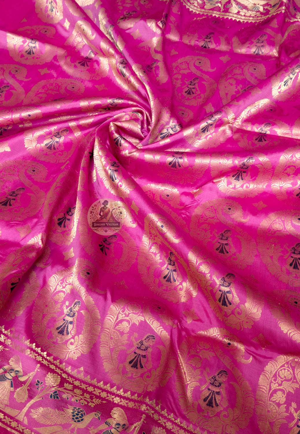Close-up of golden zari trellis vine border detail on Swarnachari Silk Saree Nabami gala heirloom Bishnupur Bengal handloom