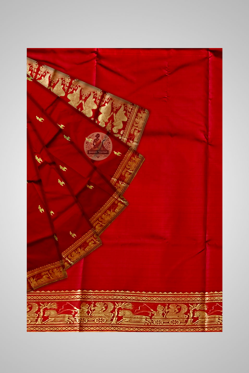 Buy Traditional Baluchari Saree online – Close-up of silk weave and patterns