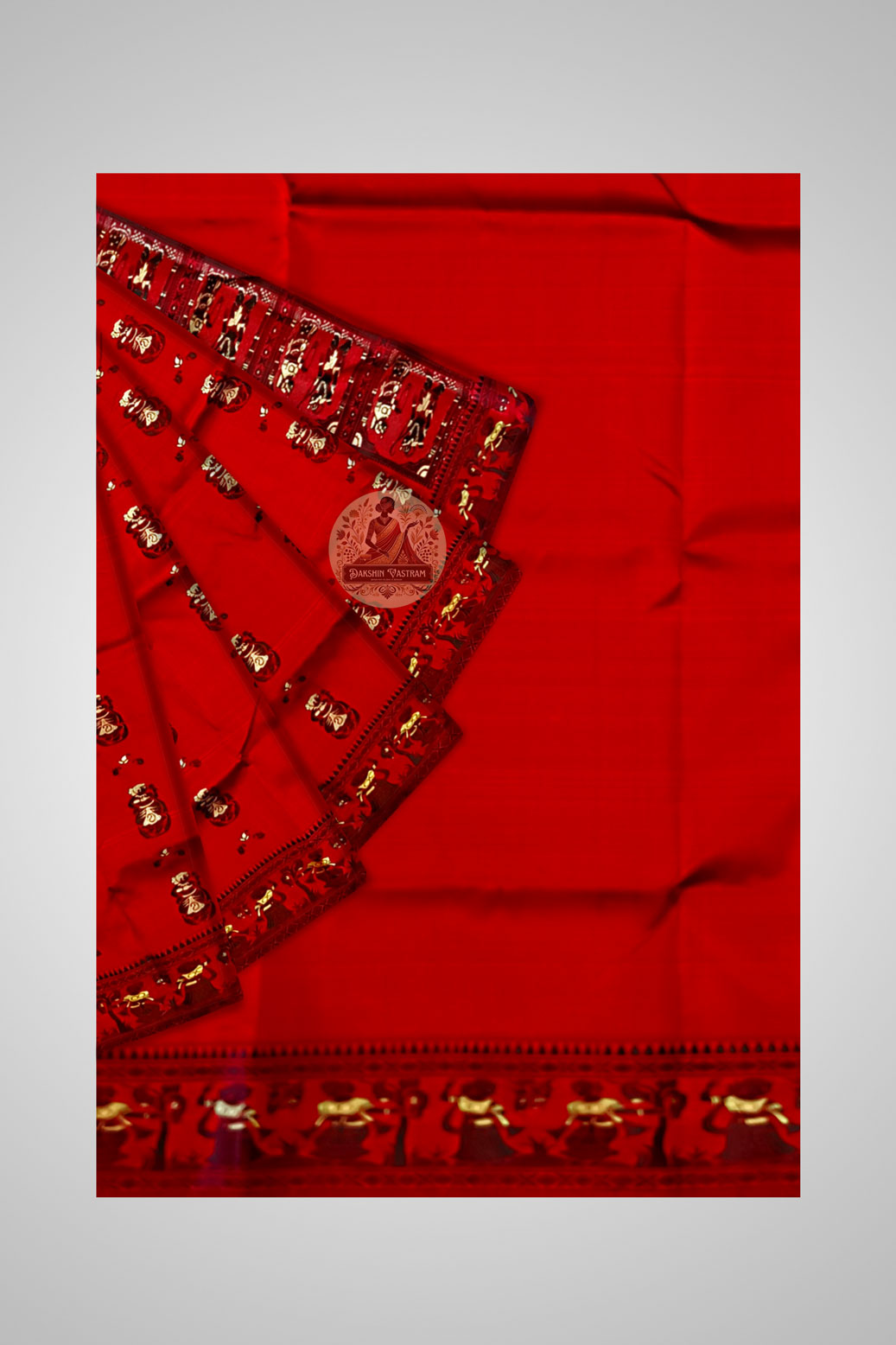 Shop Bengal Silk Saree – Close-up of handwoven storytelling weave