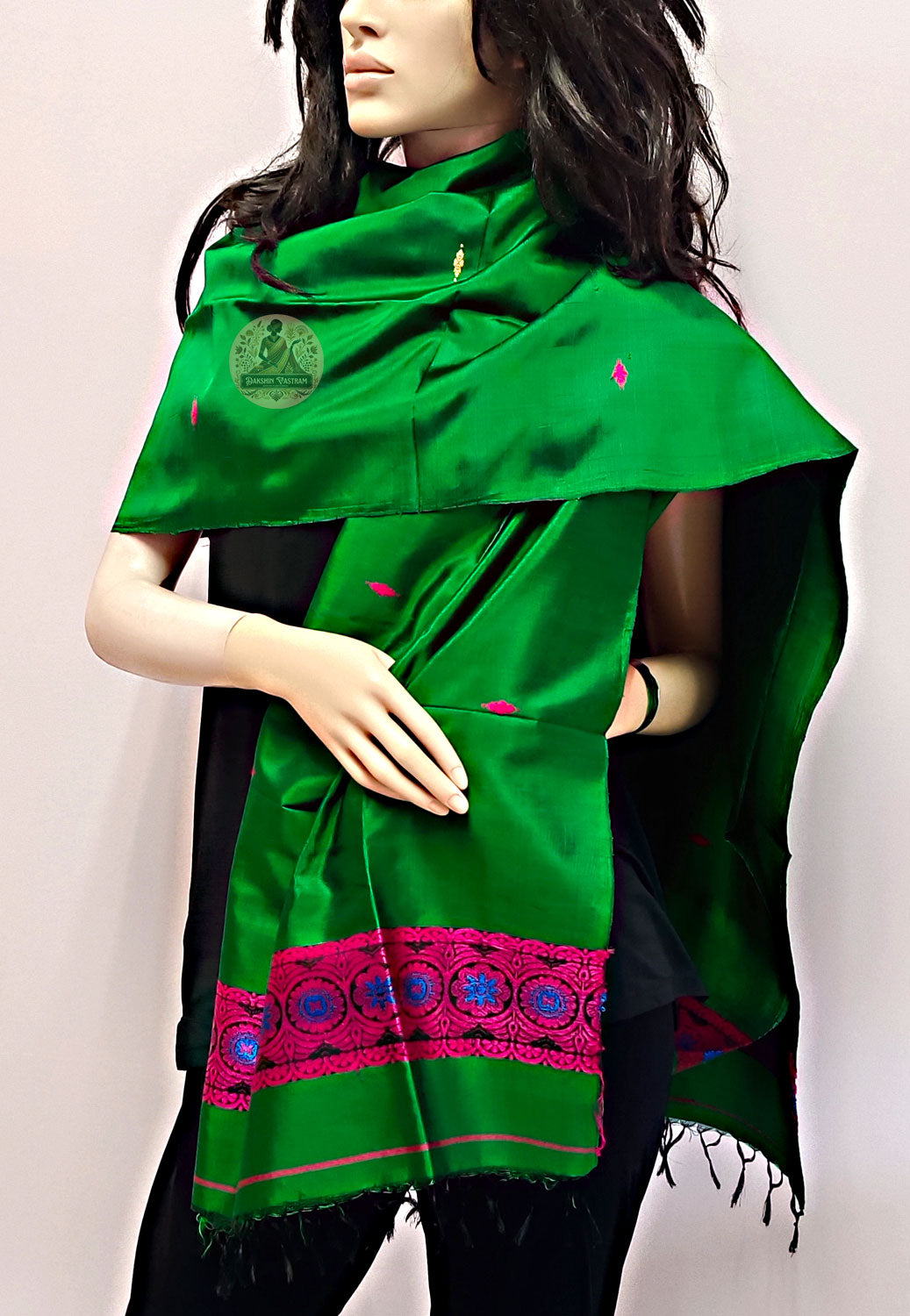 Buy Silk Stole Online – Styling suggestion with ethnic outfit