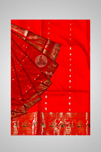 Buy Swarnachari Silk Saree online – Close-up of motif and border craftsmanship