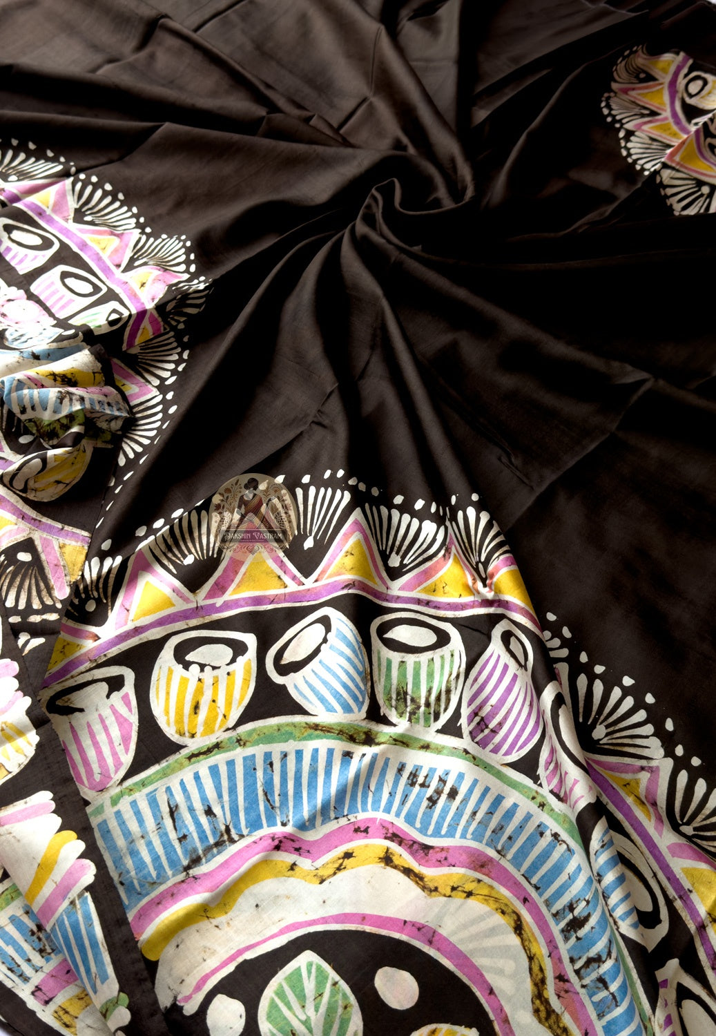 Close-up of Bishnupur Katan silk saree pallu with handwoven Bengal motifs rooted in Malla kingdom artistic tradition