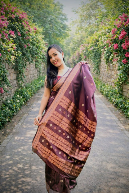 Buy Handloom Assam Silk Saree – Rear view showing rich pallu