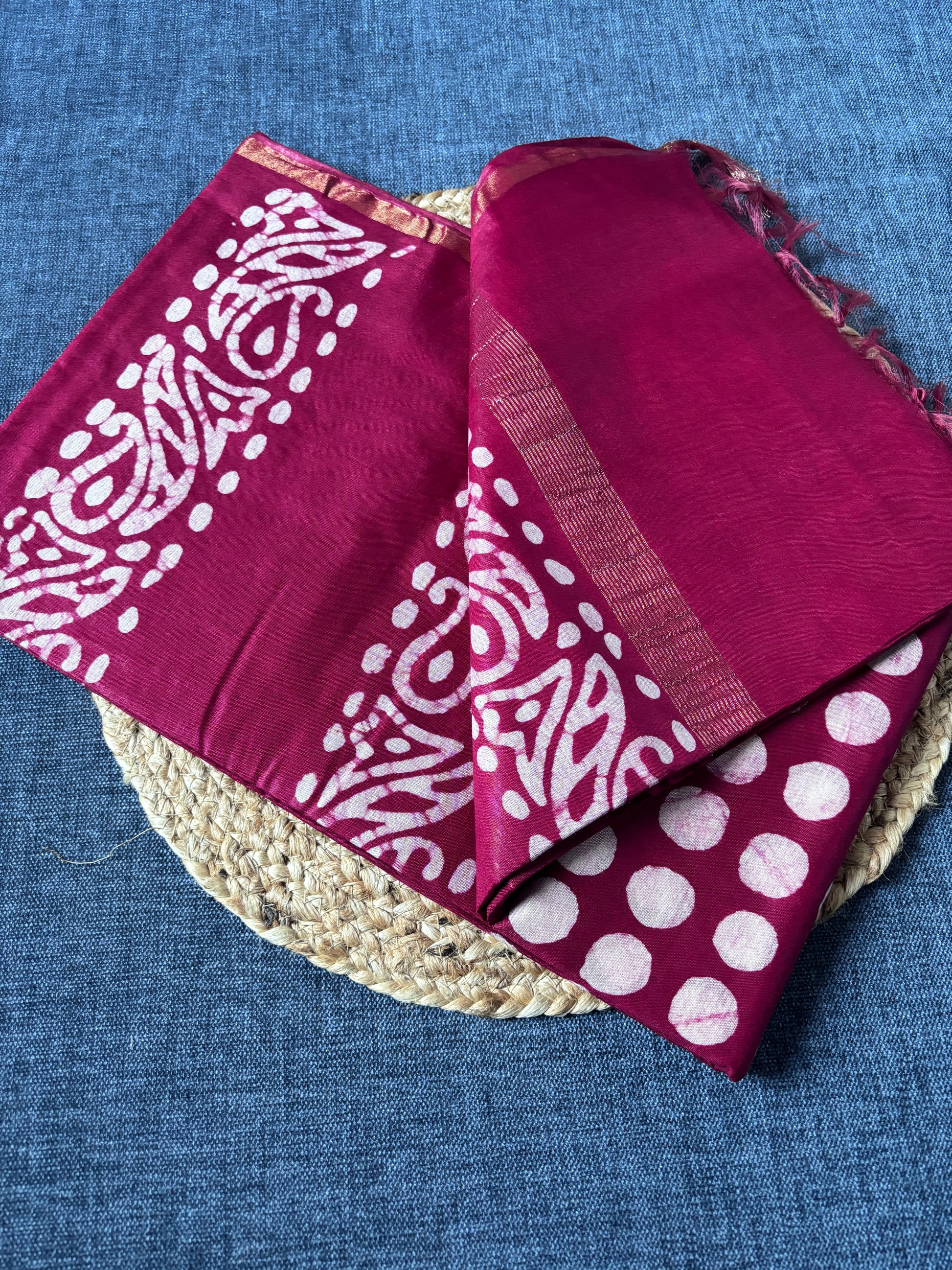 Shop mulmul cotton saree India – Lightweight saree side drape