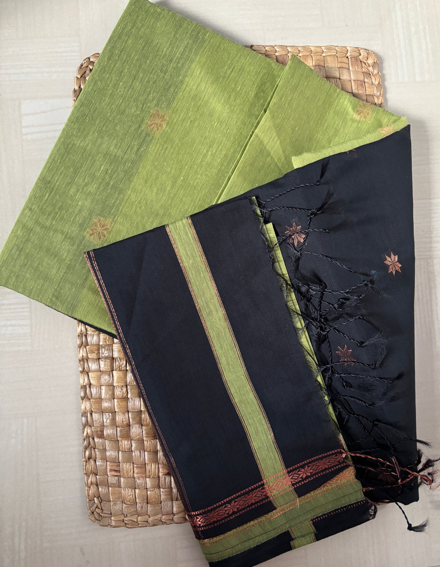 Buy Cotton Blend Saree online – Timeless Cotton Blend Saree full saree view