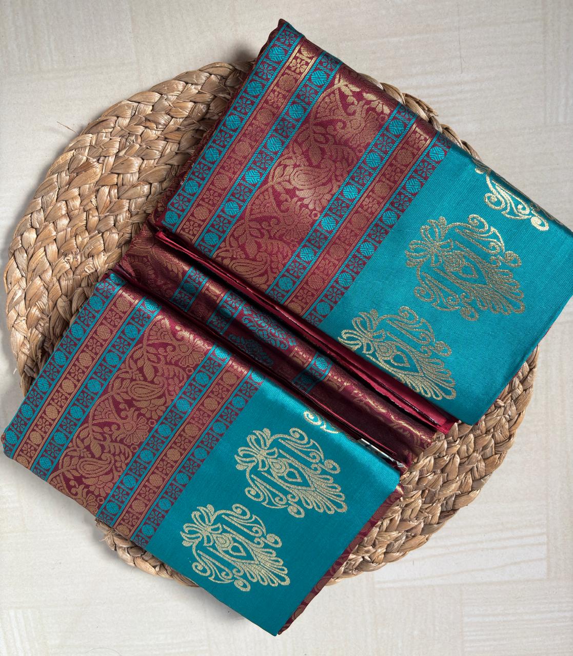 Buy Teal Green Semi Silk Saree with Maroon Zari online – Teal Saree side view