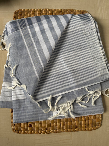 Buy Grey White Cotton Saree online – Grey White Saree blouse view