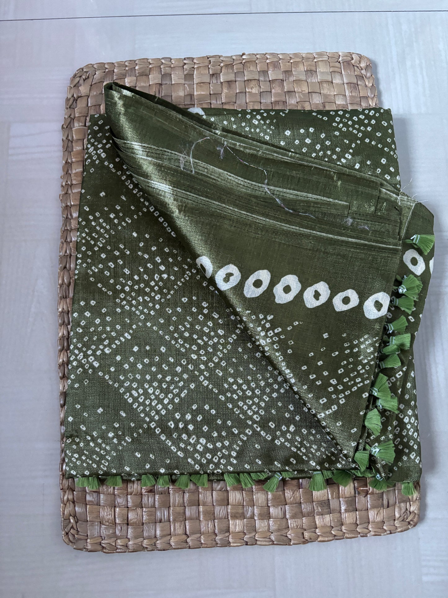 Buy Art Silk Saree online – Olive Green Art Silk Saree rear view