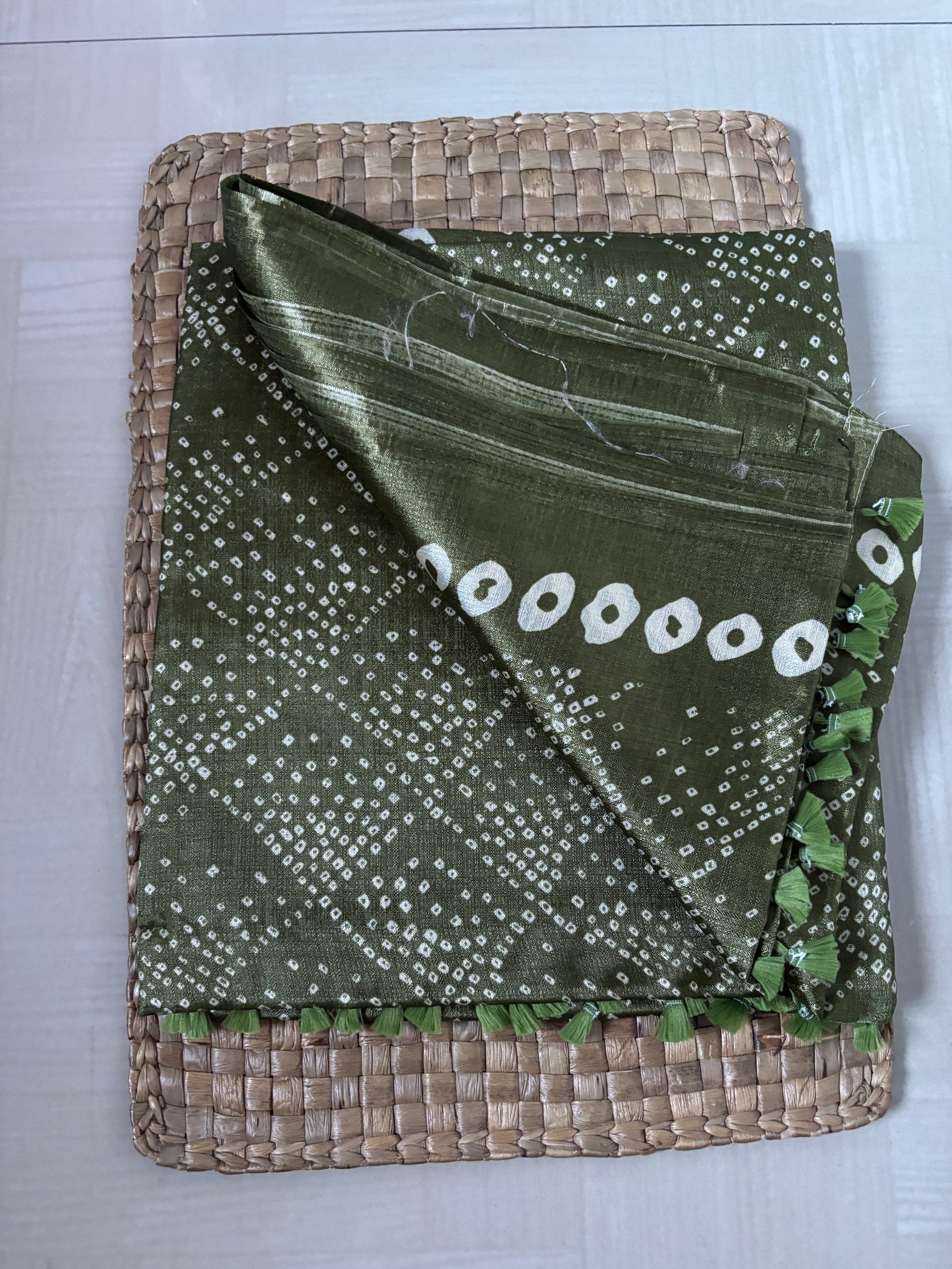 Buy Art Silk Saree online – Olive Green Art Silk Saree rear view