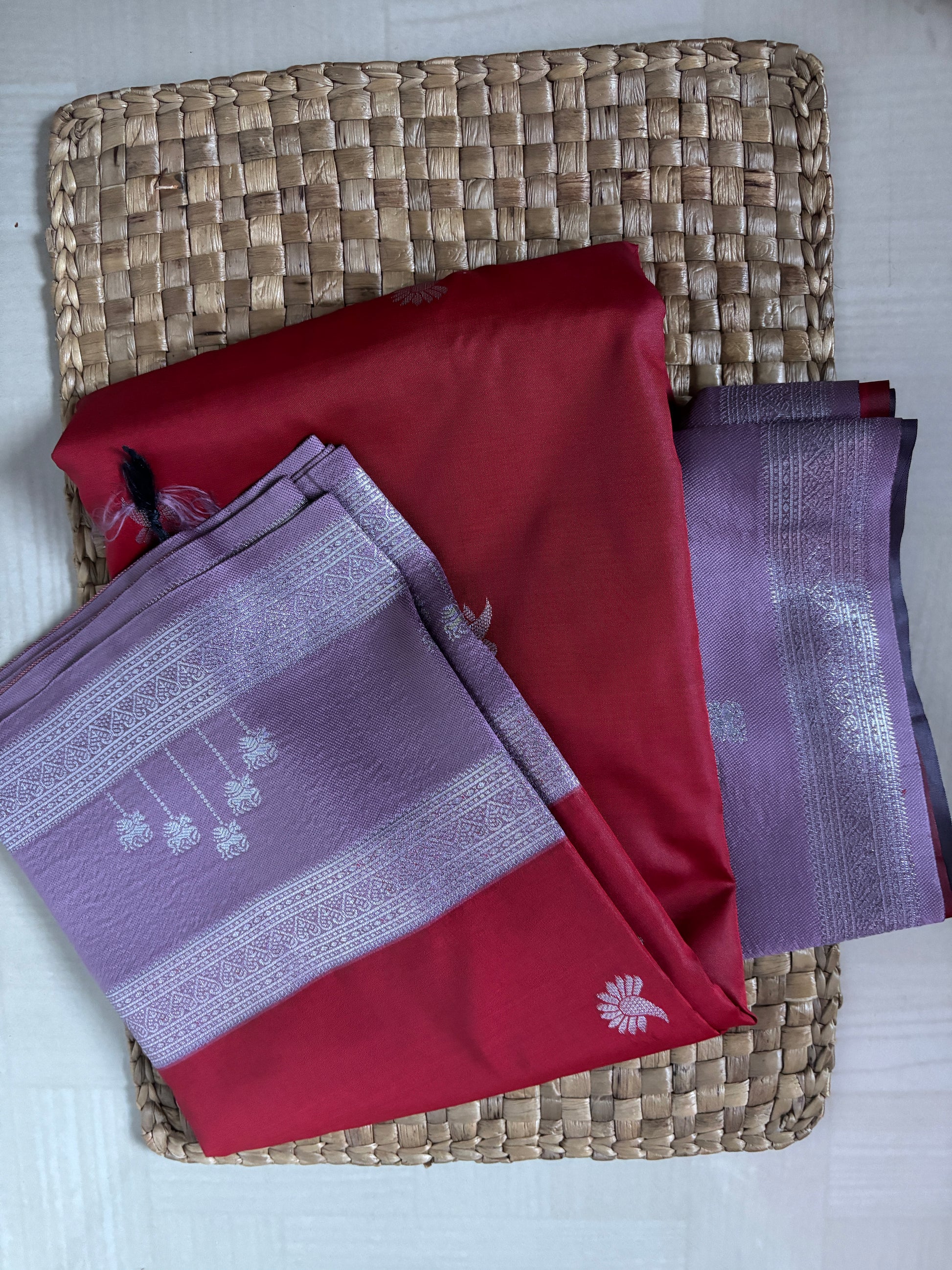 Buy Semi Katan Silk Saree online – Blouse and border close-up