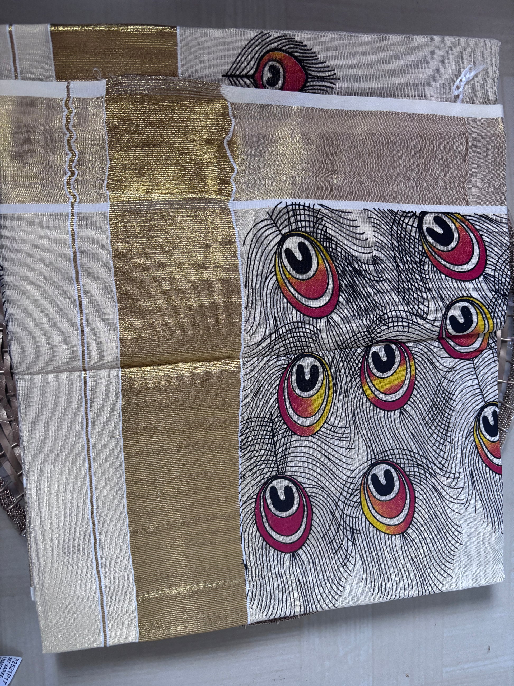 Buy Kerala Kasavu Saree online – Kasavu Saree rear view