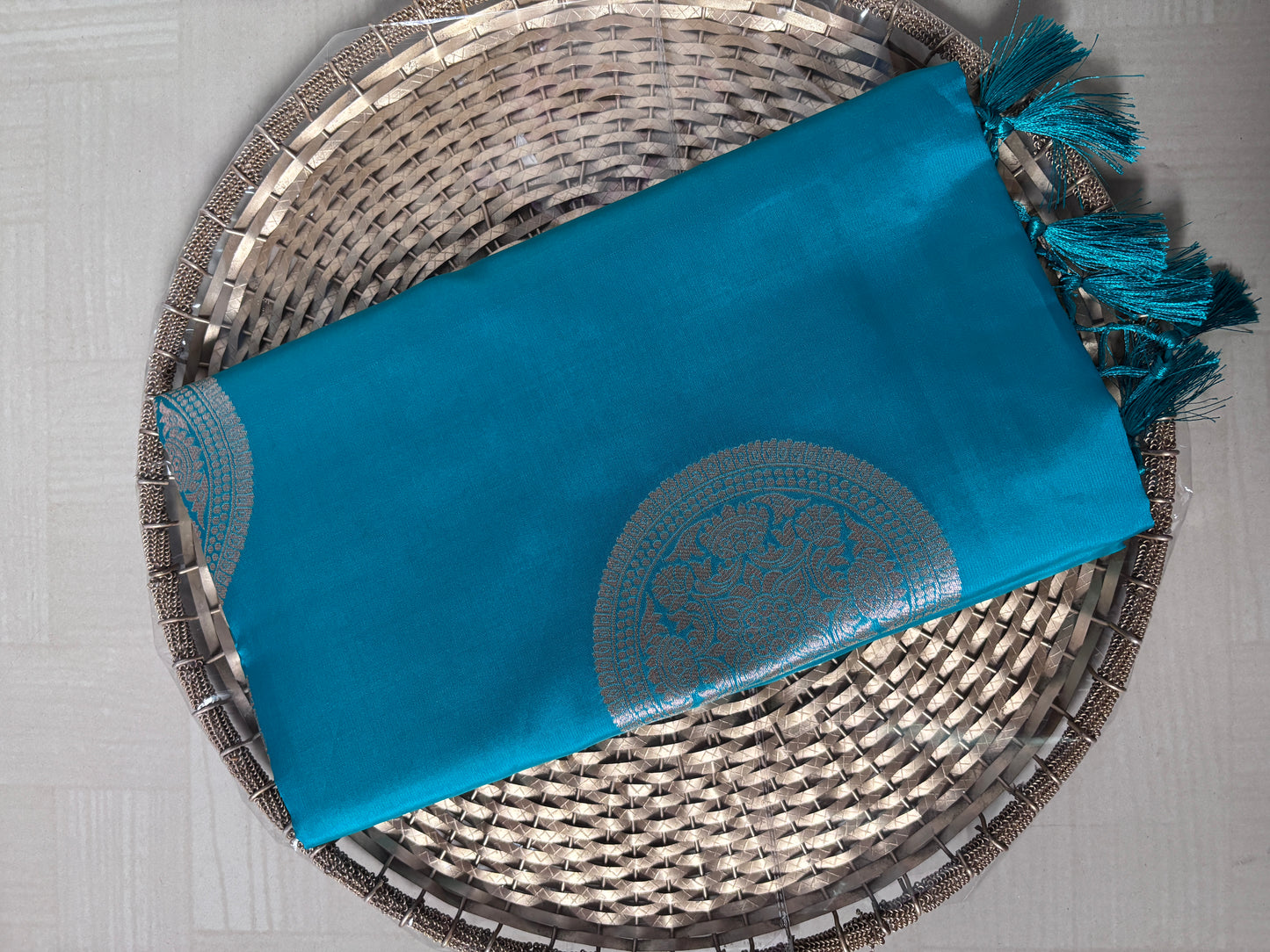 Buy Semi Soft Silk Saree online – Aqua Blue Saree front view