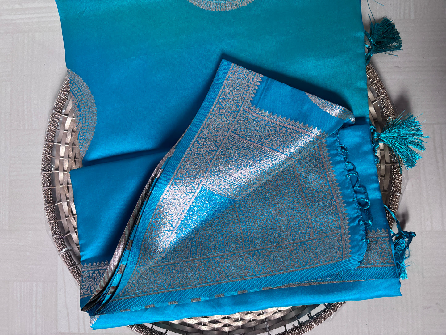 Buy Semi Soft Silk Saree online – Aqua Blue Saree rear view