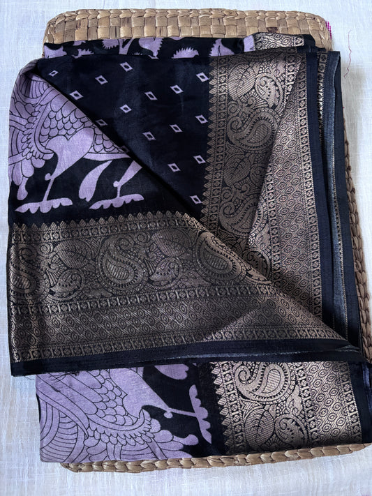 Shop Traditional Silk Sarees – Side profile of Dola weave elegance