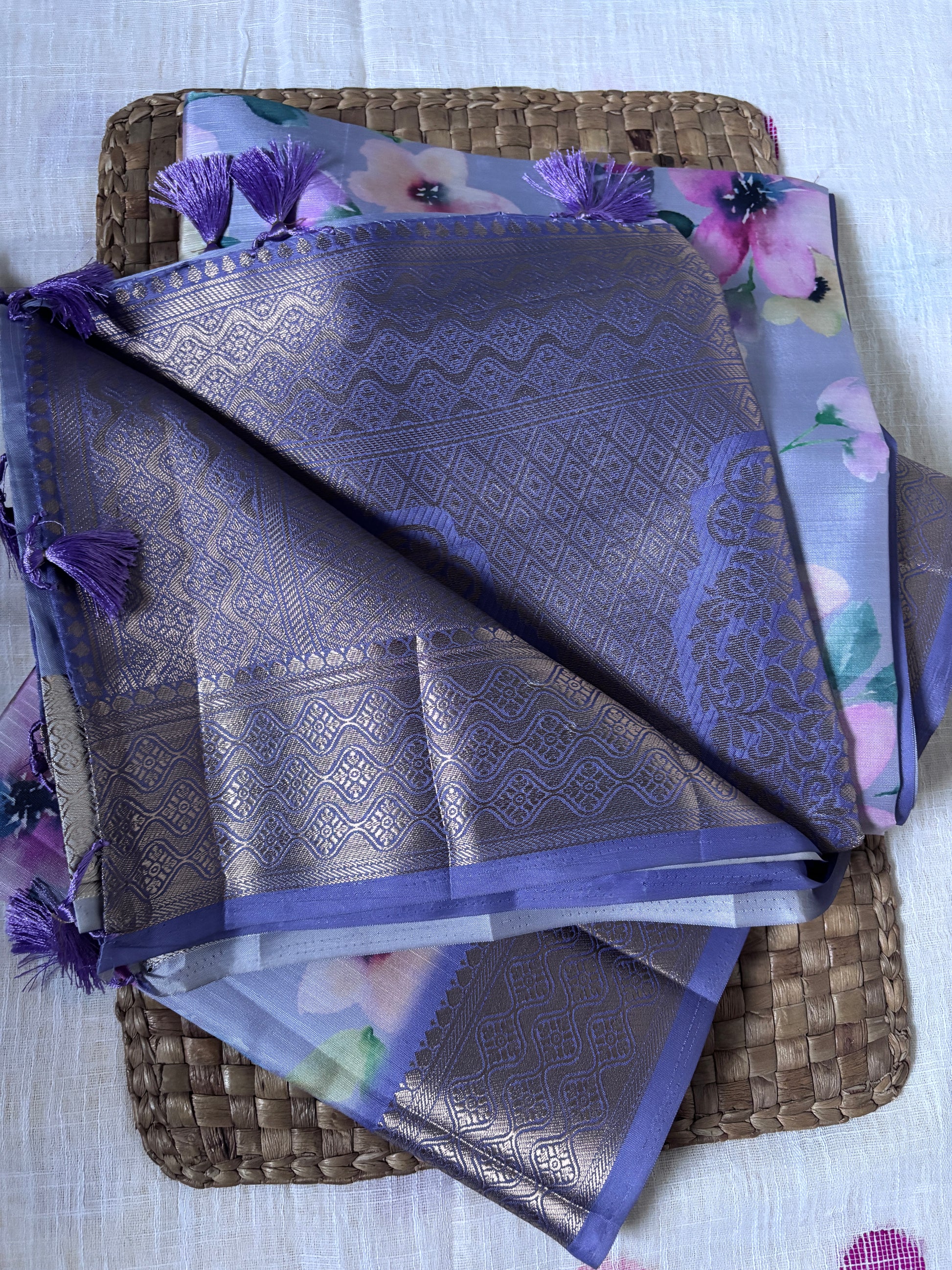 Buy Handwoven Tussar Saree – Close-up texture and craftsmanship