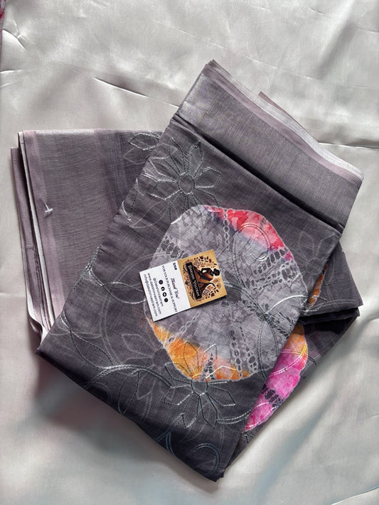 Shop Linen Cotton Saree online – Side view highlighting lightweight weave