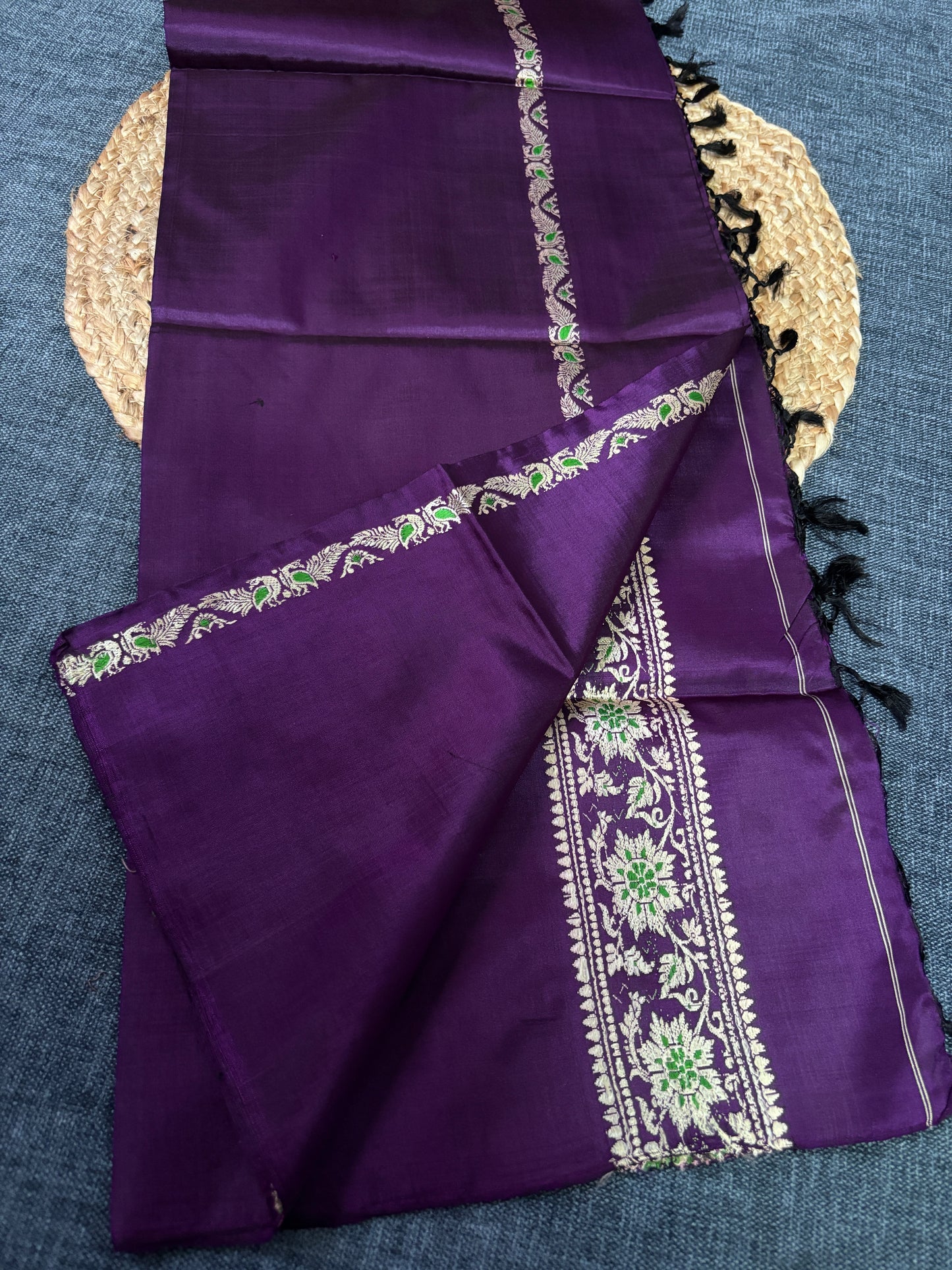 Buy Mulberry Silk Scarf online – Full silk scarf display view