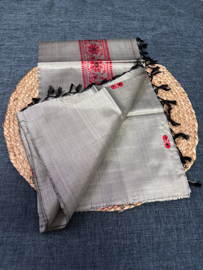 Buy Mulberry Silk Scarf online – full silk scarf display view