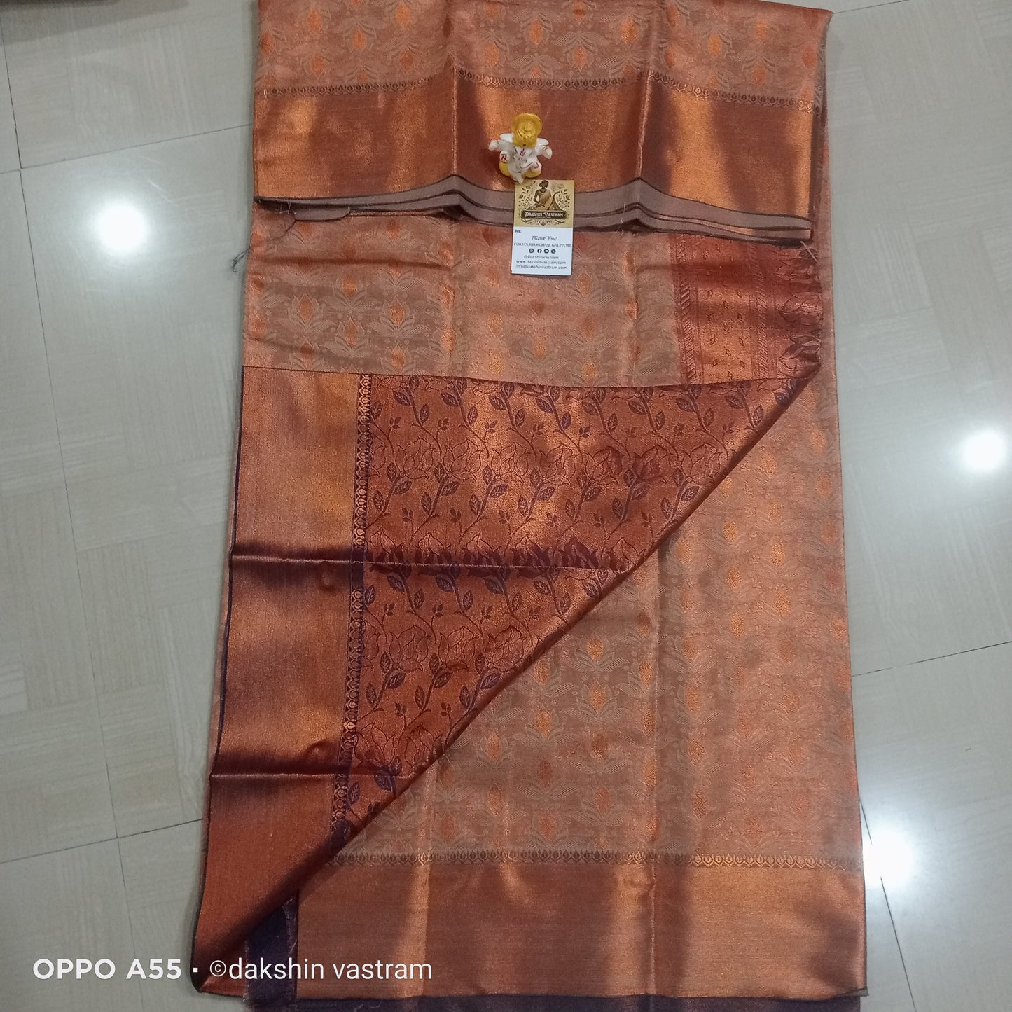 Mow Silk Saree | Beautiful print and vibrant colors