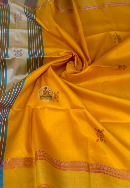 Close-up of kalka vine butis woven into pallu of Bishnupur Katan Silk Saree, Bengal artisan handloom