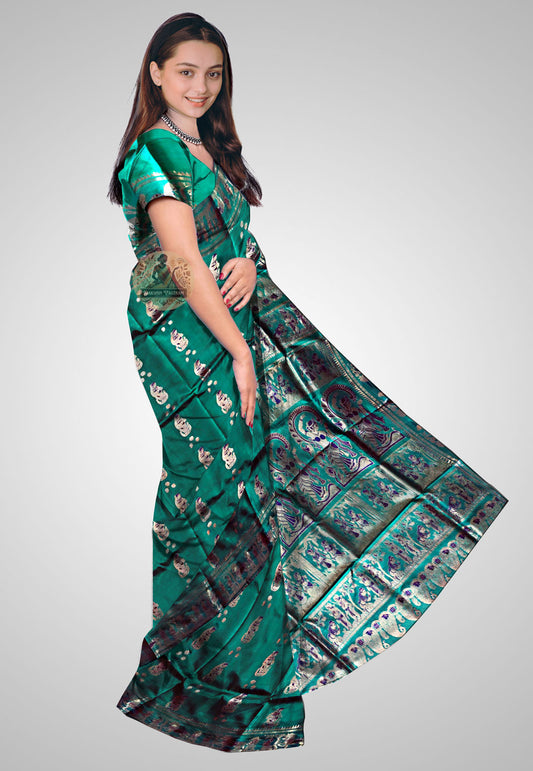 Elegant pure silk saree ideal for formal gatherings