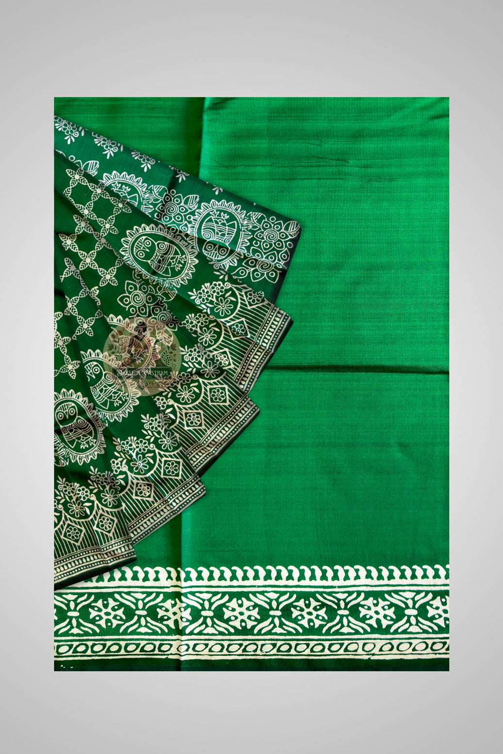 Buy Handloom Bishnupuri Silk Saree online – Close-up of block print detailing