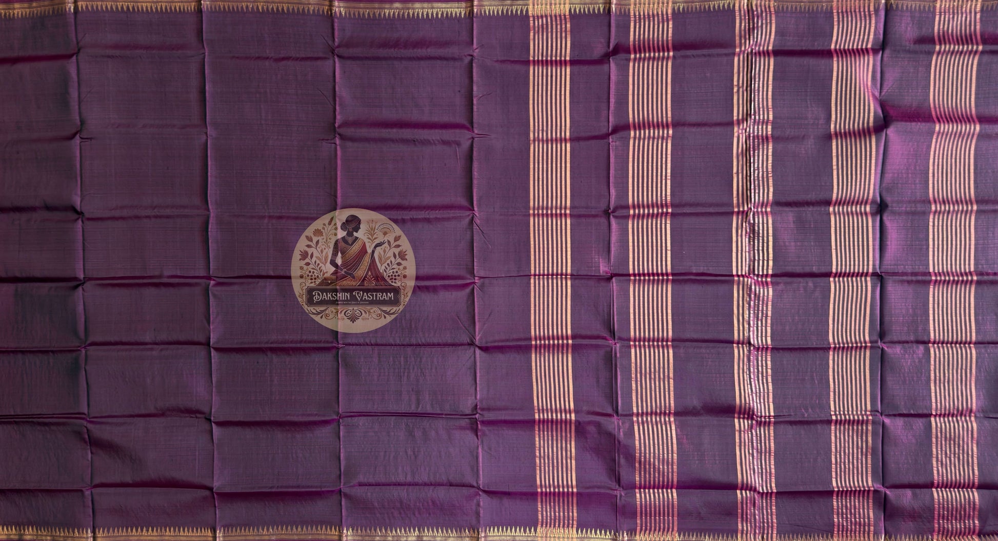 Close-up of scrolling vine motifs woven into pallu of Bishnupur Katan Silk Saree, Bengal artisan handloom